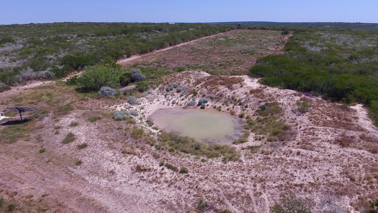 RANCHO DE PEZ Y CAZA