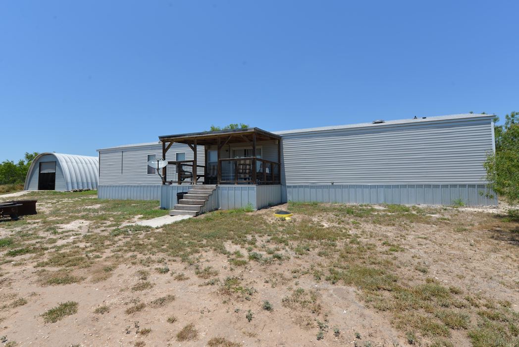RANCHO DE PEZ Y CAZA