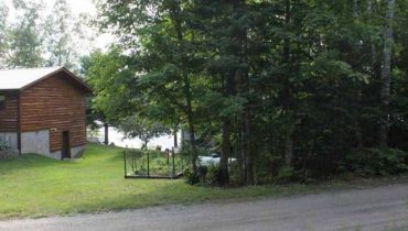 Petticoat Lake Views, Michigan
